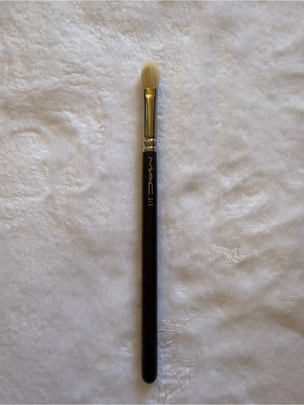 Mac cosmetics 217 synthetic blending brush